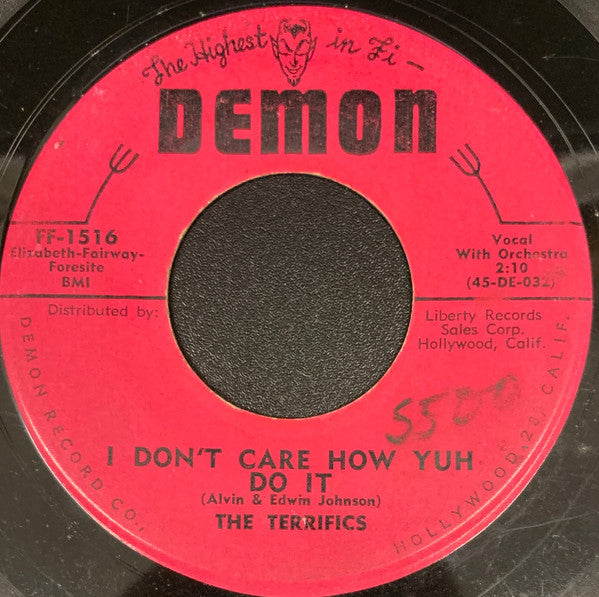The Terrifics : Bump Ti Dee Ump Bump / I Don't Care How Yuh Do It (7", Single)