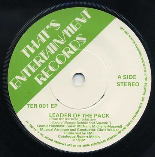 Skirted Issue : Boogie! (7", Single)