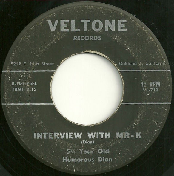 5 3/4 Year Old Humorous Dian : Interview With Mr-K / The Three Hep Piggies (7", Single)