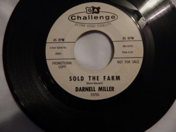 Darnell Miller : The Hinges On The Door / Sold The Farm (7", Promo)