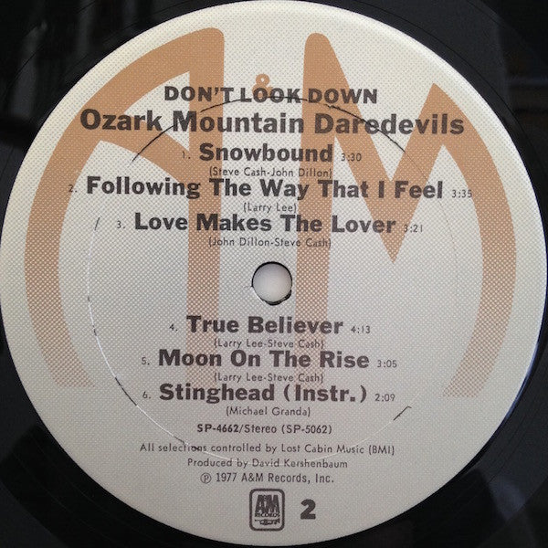 The Ozark Mountain Daredevils : Don't Look Down (LP, Album, Ter)
