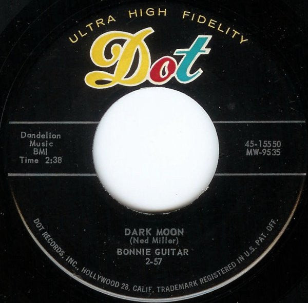 Bonnie Guitar : Dark Moon / Big Mike (7", Single, Ind)