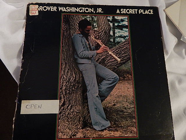 Grover Washington, Jr. : A Secret Place (LP, Album, Promo)