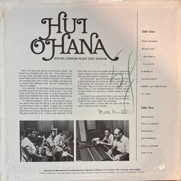 Hui Ohana : Young Hawaii Plays Old Hawaii (LP, Album)