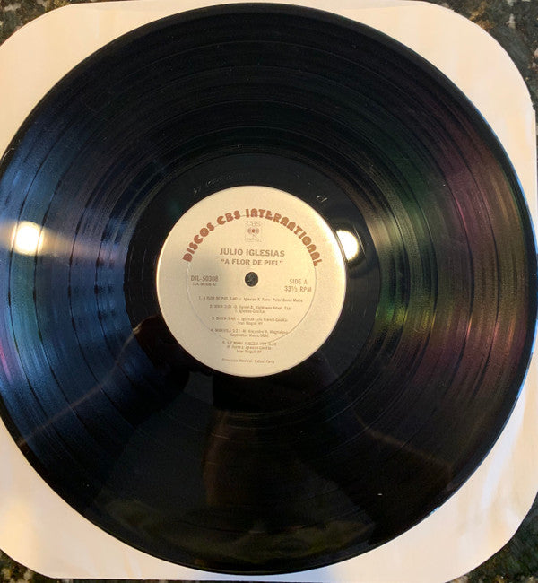 Julio Iglesias : A Flor De Piel (LP, Album)