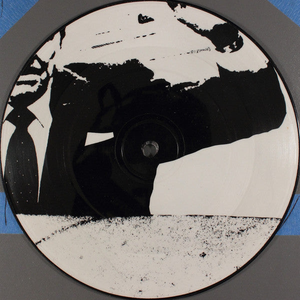 Hola Pistola : Hit Him With My First Shot (7", Pic)