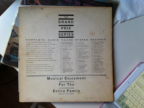 The Grace Gospel Singers : The Grace Gospel Singers (LP, Album, Mono, RE)