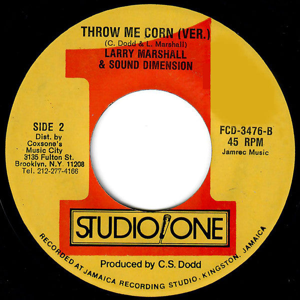 Larry Marshall : Throw Me Corn (7", Single, RE)