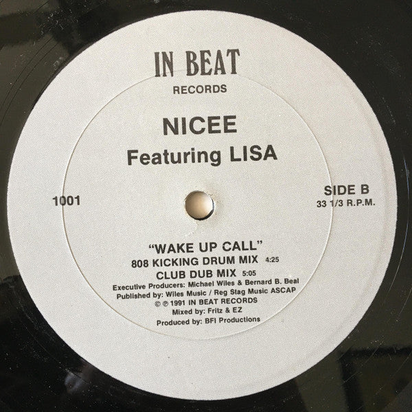 Nicee (2) Featuring Lisa (50) : Wake Up Call (12")